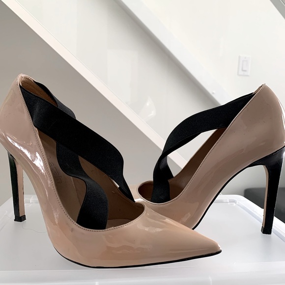 Nude patent pumps - Picture 1 of 2